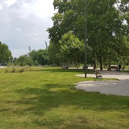 Apartment Двухкомнатная Квартира В Самом Центре Города